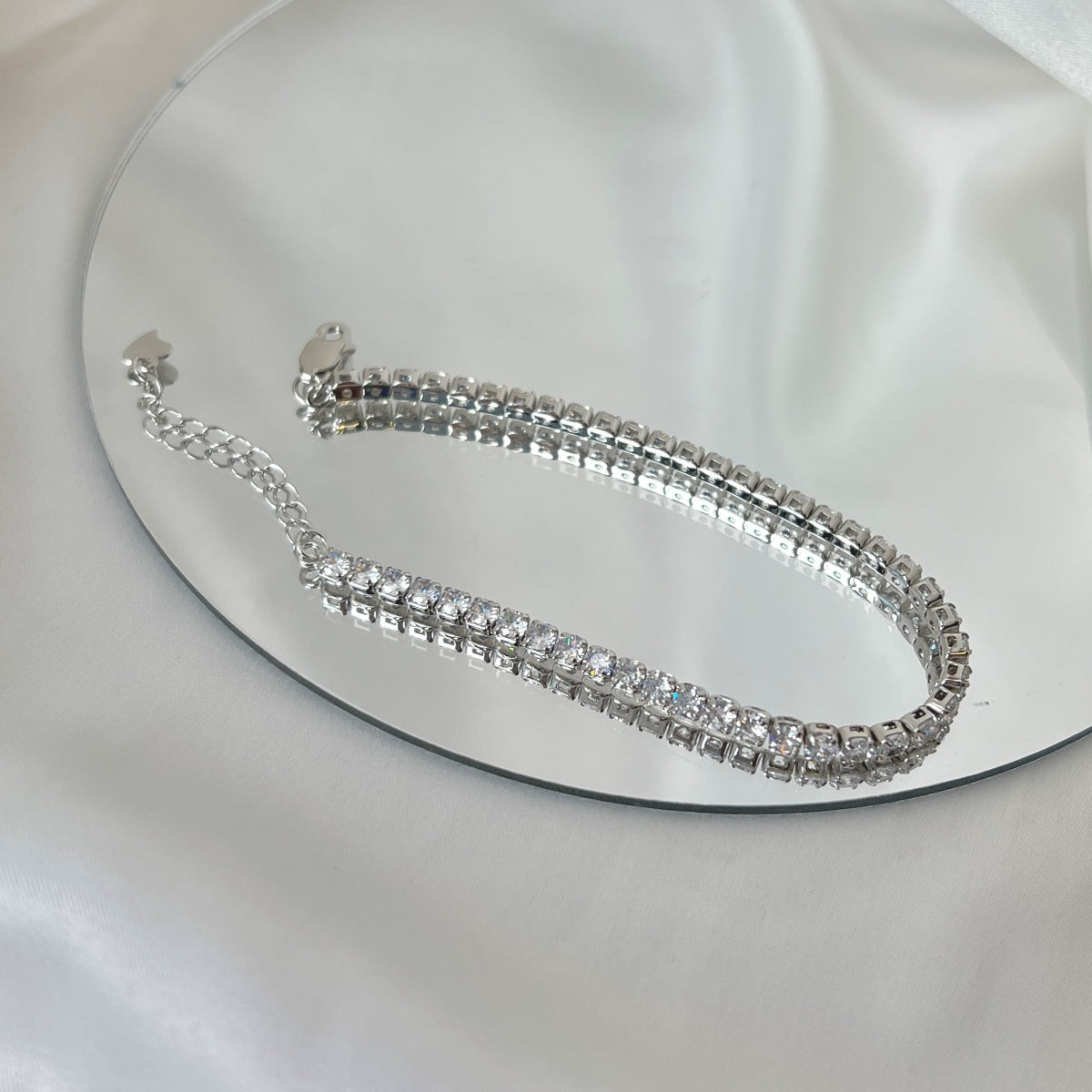 [Elitejewels]Sparkling Round Cut Daily Bracelet