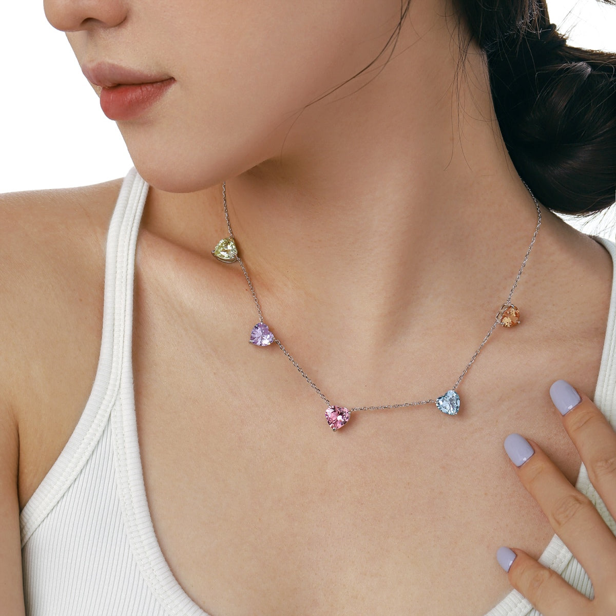 [Elitejewels]Sparkling Colorful Heart Cut Necklace