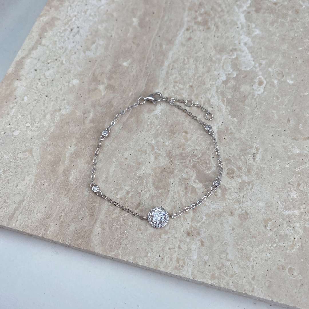 [Elitejewels]Dazzling Round Cut Shape Bracelet