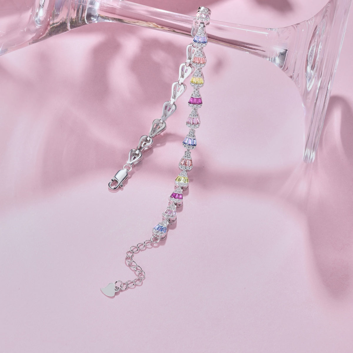 [Elitejewels]Radiant Water Drop Shape Daily Bracelet