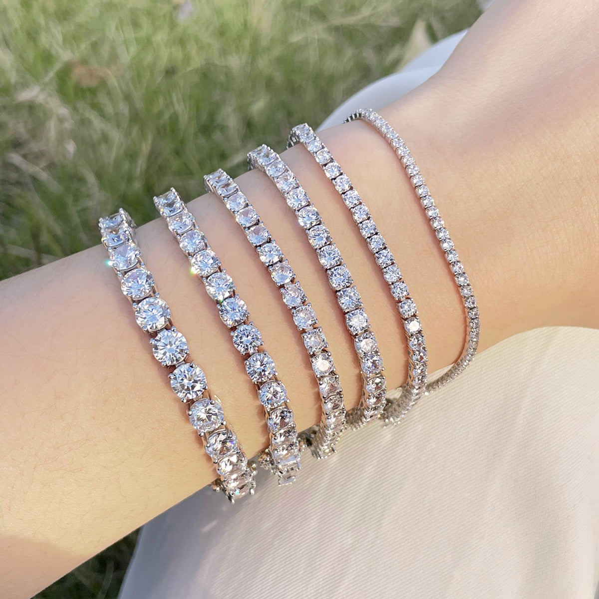 [Elitejewels]Luxuriöses, verziertes Tennisarmband im Rundschliff