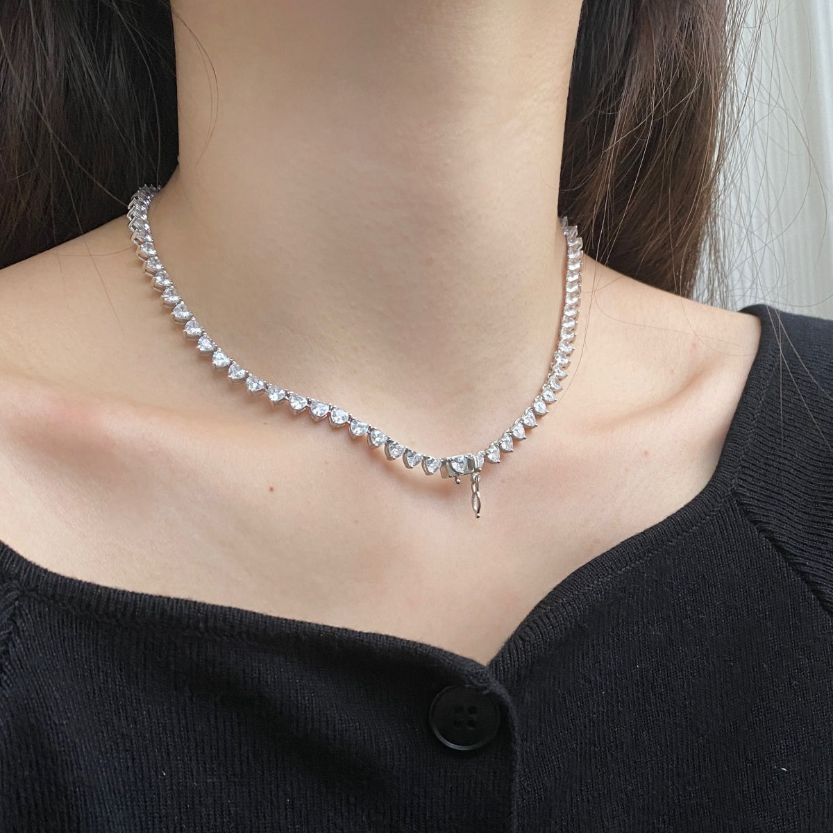 [Elitejewels]装飾ハートカットテニスネックレス