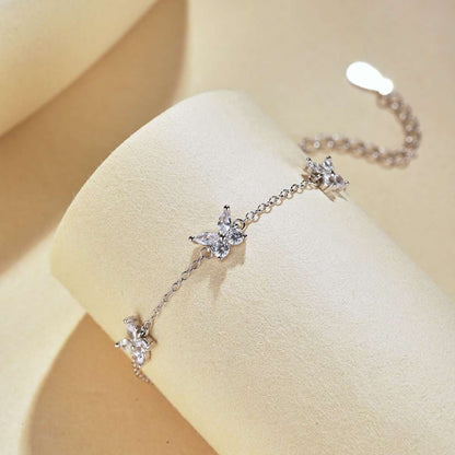 [Elitejewels]Radiant Butterfly Shape Necklace