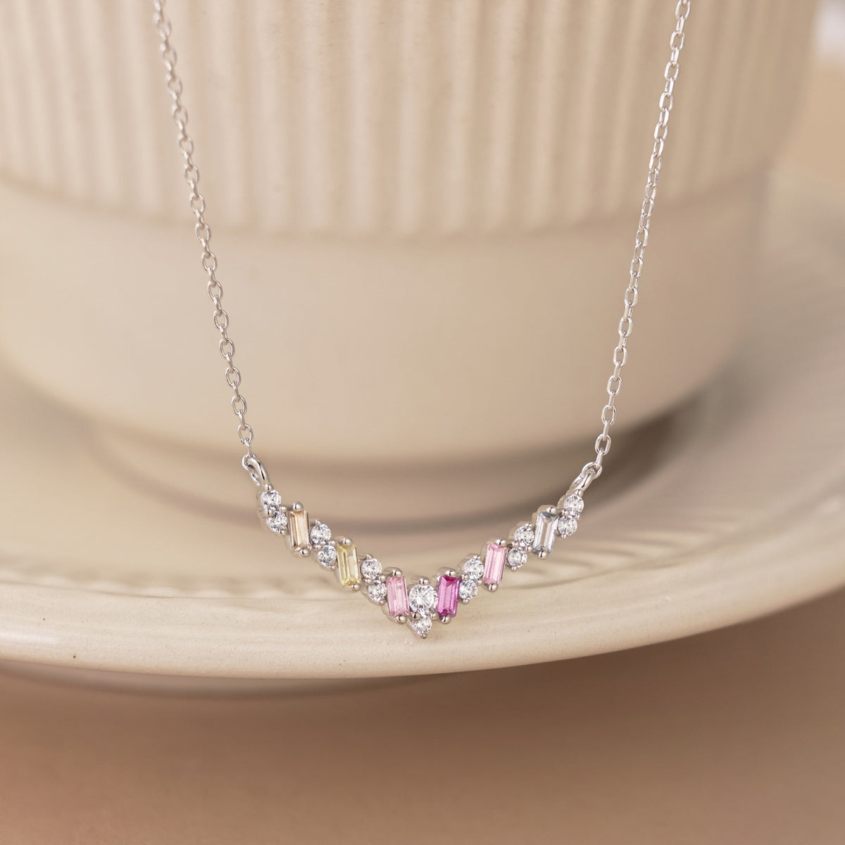 [Elitejewels]Dazzling Rainbow Necklace