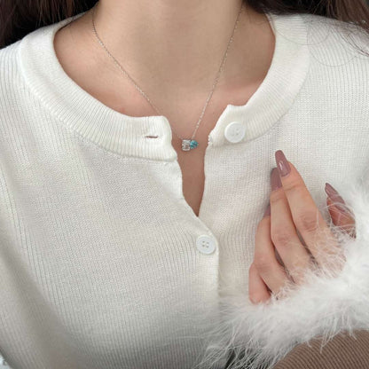 [Elitejewels]Dazzling Square & Heart Shape Necklace