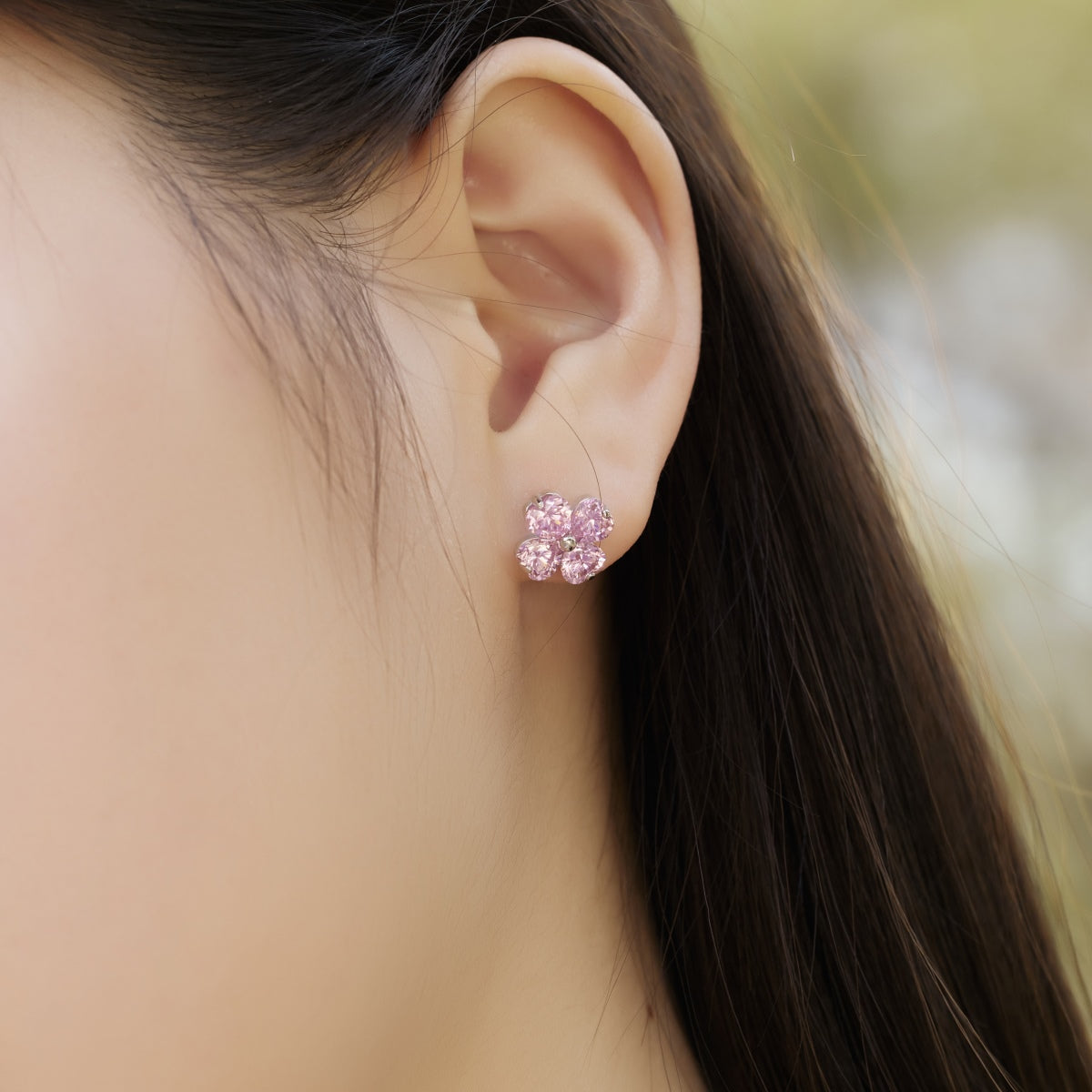 [Elitejewels]Four-Leaf Clover Ball Earrings