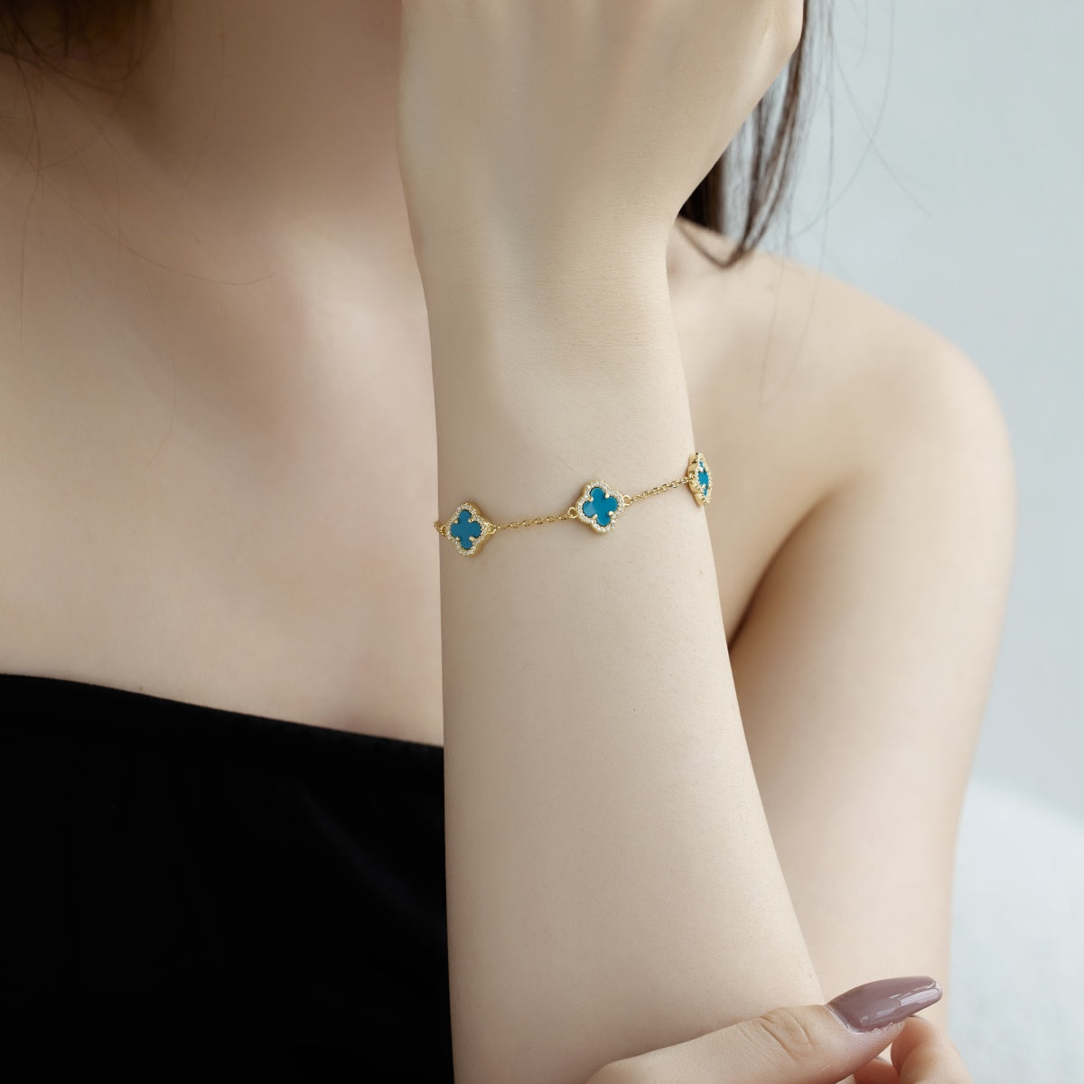 [Elitejewels]Four-Leaf Clover Exquisite Bracelet