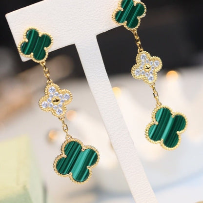 [Elitejewels]CLOVER EARRINGS GOLD MALACHITE DIAMOND 3 MOTIF