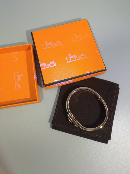 [Elitejewels]H ORANGE BRACELET