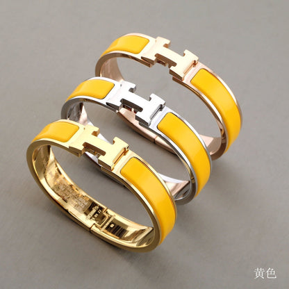 [Elitejewels]H YELLOW BRACELET