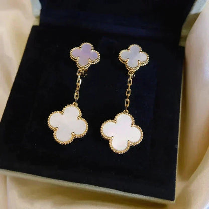 [Elitejewels]CLOVER 2 MOTIF WHITE MOP EARRINGS