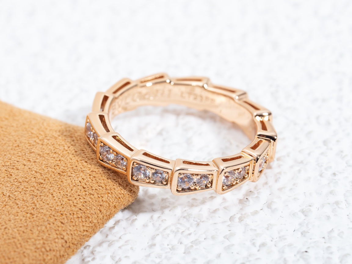 [Elitejewels]SERPENTI RING PINK GOLD DIAMOND PAVED 3MM