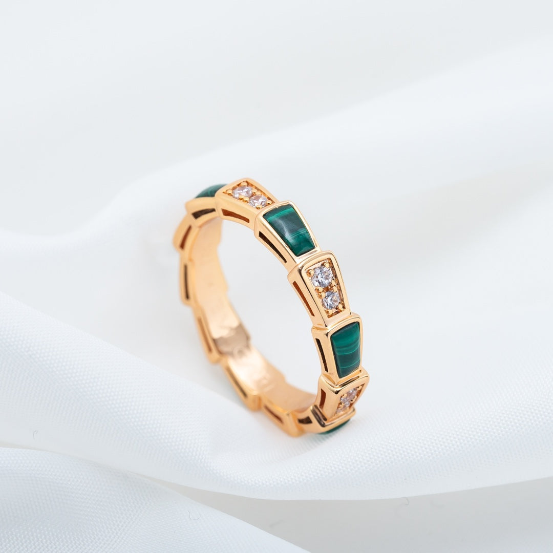 [Elitejewels]SERPENTI RING PINK GOLD MALACHITE DIAMOND 3MM