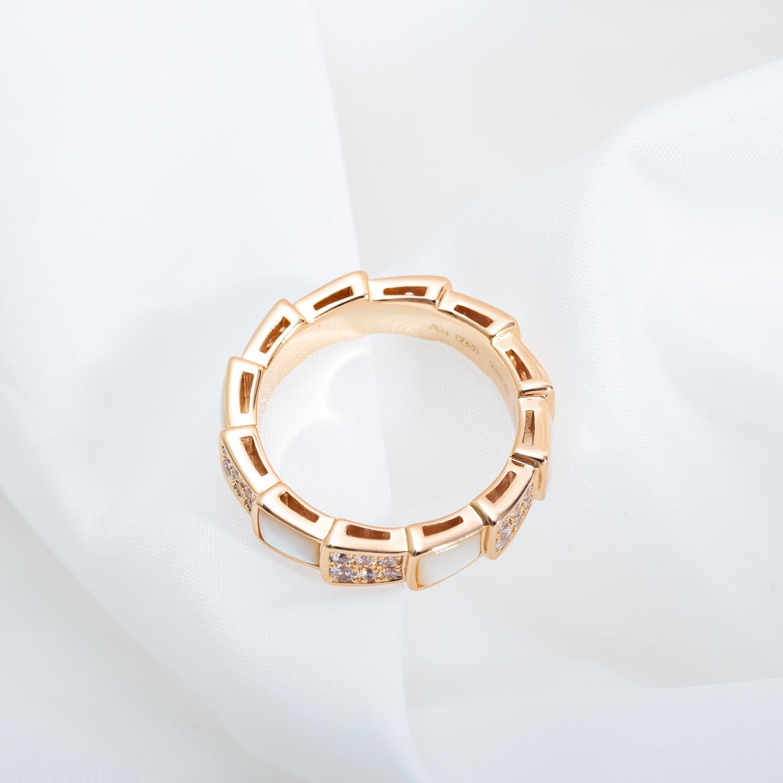 [Elitejewels]SERPENTI RING PINK GOLD MOP DIAMOND PAVED 4MM