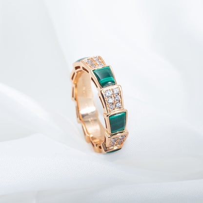 [Elitejewels]SERPENTI RING PINK GOLD MALACHITE DIAMOND PAVED 4MM