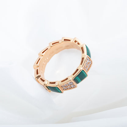 [Elitejewels]SERPENTI RING ROTGOLD MALACHIT DIAMANT GEPAPERT 4MM