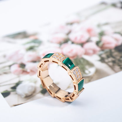 [Elitejewels]SERPENTI RING PINK GOLD MALACHITE DIAMOND PAVED 4MM