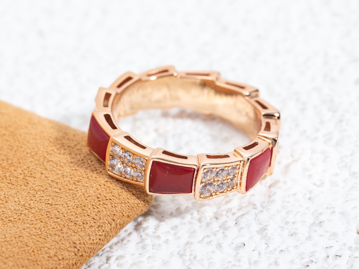 [Elitejewels]SERPENTI RING PINK GOLD CARNELIAN DIAMOND PAVED 4MM