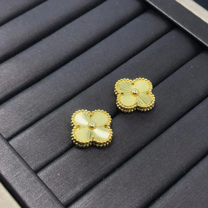 [Elitejewels]CLOVER MINI 9.5MM LASER EARRINGS