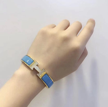 [Elitejewels]H CLOUD BLUE BRACELET GOLD DIAMOND