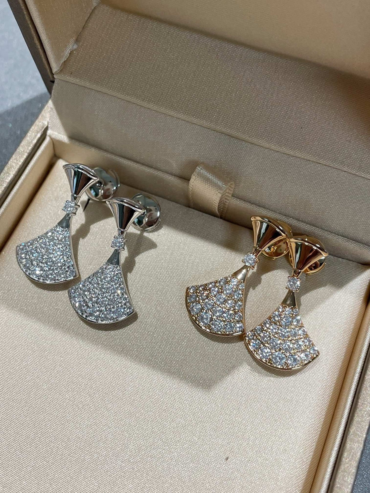 [Elitejewels]DREAM EARRINGS DIAMOND