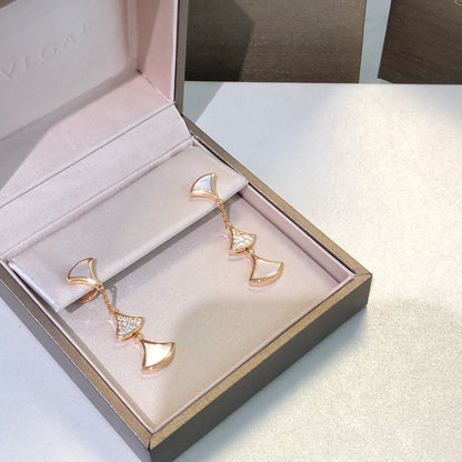 [Elitejewels]DREAM EARRINGS 3 MOTIFS DIAMOND MOP PINK GOLD