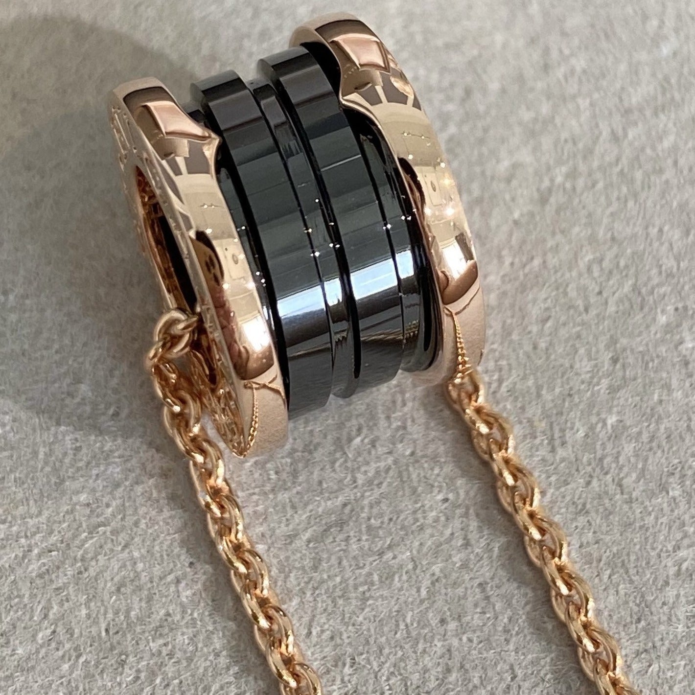 [Elitejewels]ZERO 1 SCHWARZE KERAMIK ROSA GOLD HALSKETTE