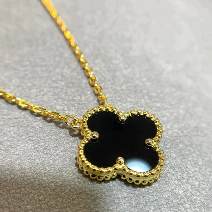 [Elitejewels]CLOVER 15MM BLACK ONYX SINGLE FLOWER NECKLACE