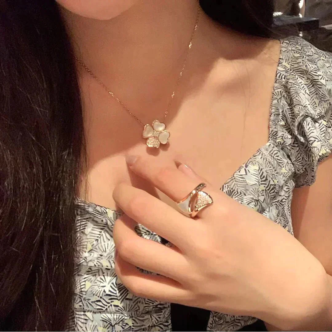 [Elitejewels]CLOVER MOP DIAMOND ROSE GOLD NECKLACE