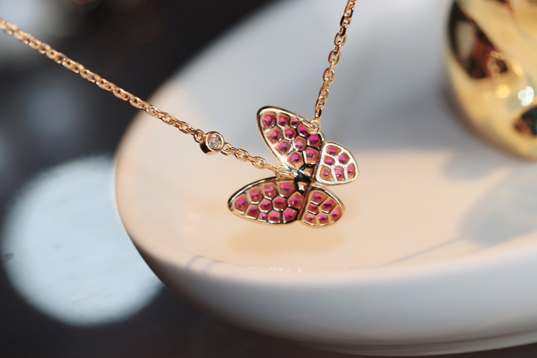 [Elitejewels]BUTTERFLY RED DIAMOND ROSE GOLD NECKLACE