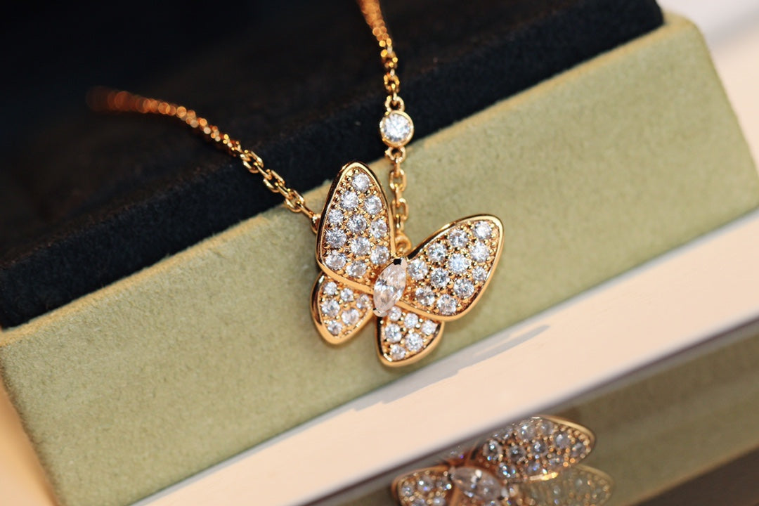 [Elitejewels]BUTTERFLY DIAMOND NECKLACE