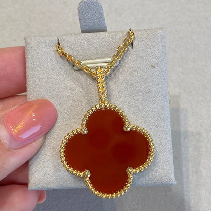 [Elitejewels]CLOVER 25MM NECKLACE GOLD CARNELIAN