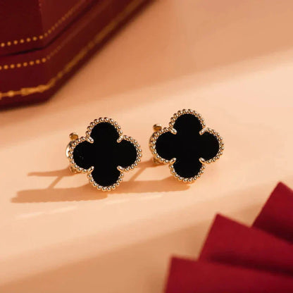 [Elitejewels]CLOVER MEDIUM 1 MOTIFS  ONYX STUD EARRINGS