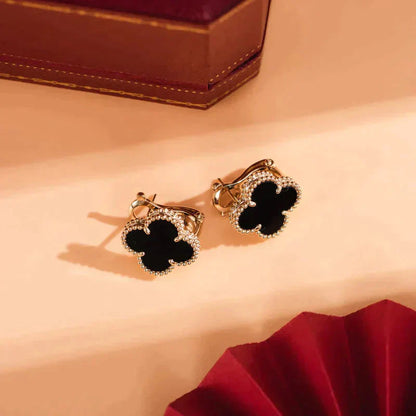 [Elitejewels]CLOVER MEDIUM 1 MOTIFS  ONYX STUD EARRINGS