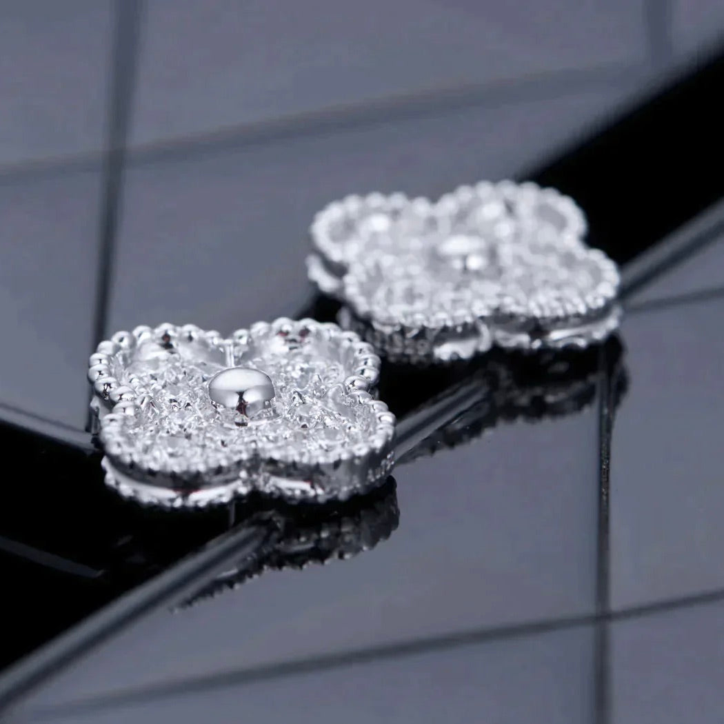 [Elitejewels]CLOVER 1 MOTIFS DIAMOND STUD EARRINGS SILVER