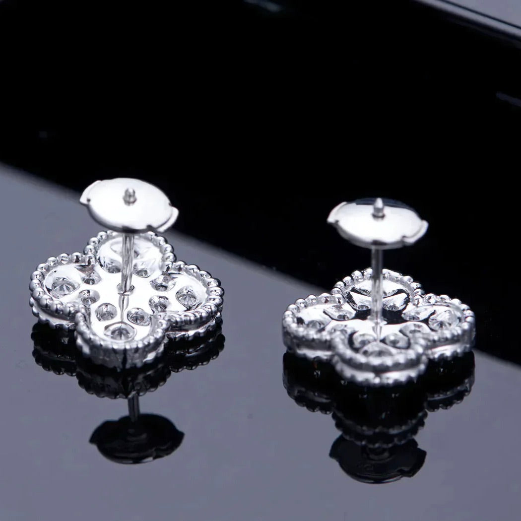 [Elitejewels]CLOVER 1 MOTIFS DIAMOND STUD EARRINGS SILVER