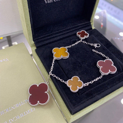 [Elitejewels]CLOVER 5 MOTIFS SIVLER CARNELIAN TIGER EYE BRACELET