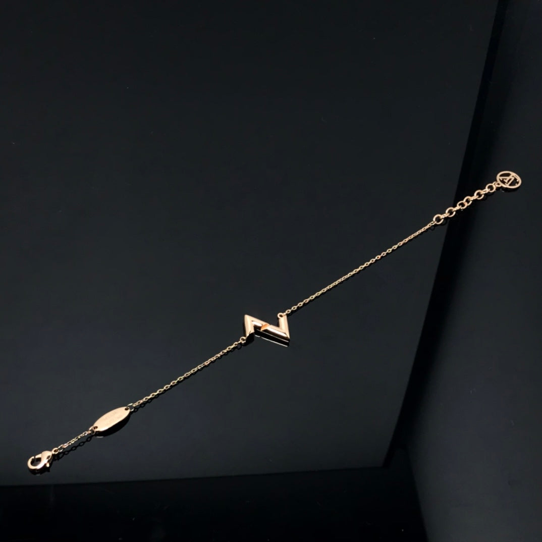 [Elitejewels]VOLT LV LOGO BRACELET