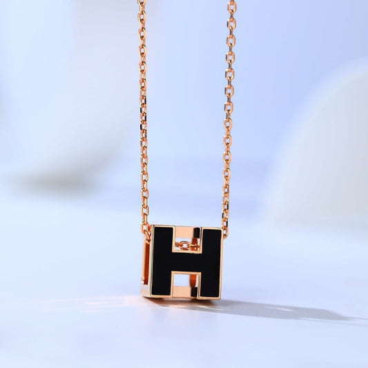 [Elitejewels]H CAGE PINK GOLD NECKLACE