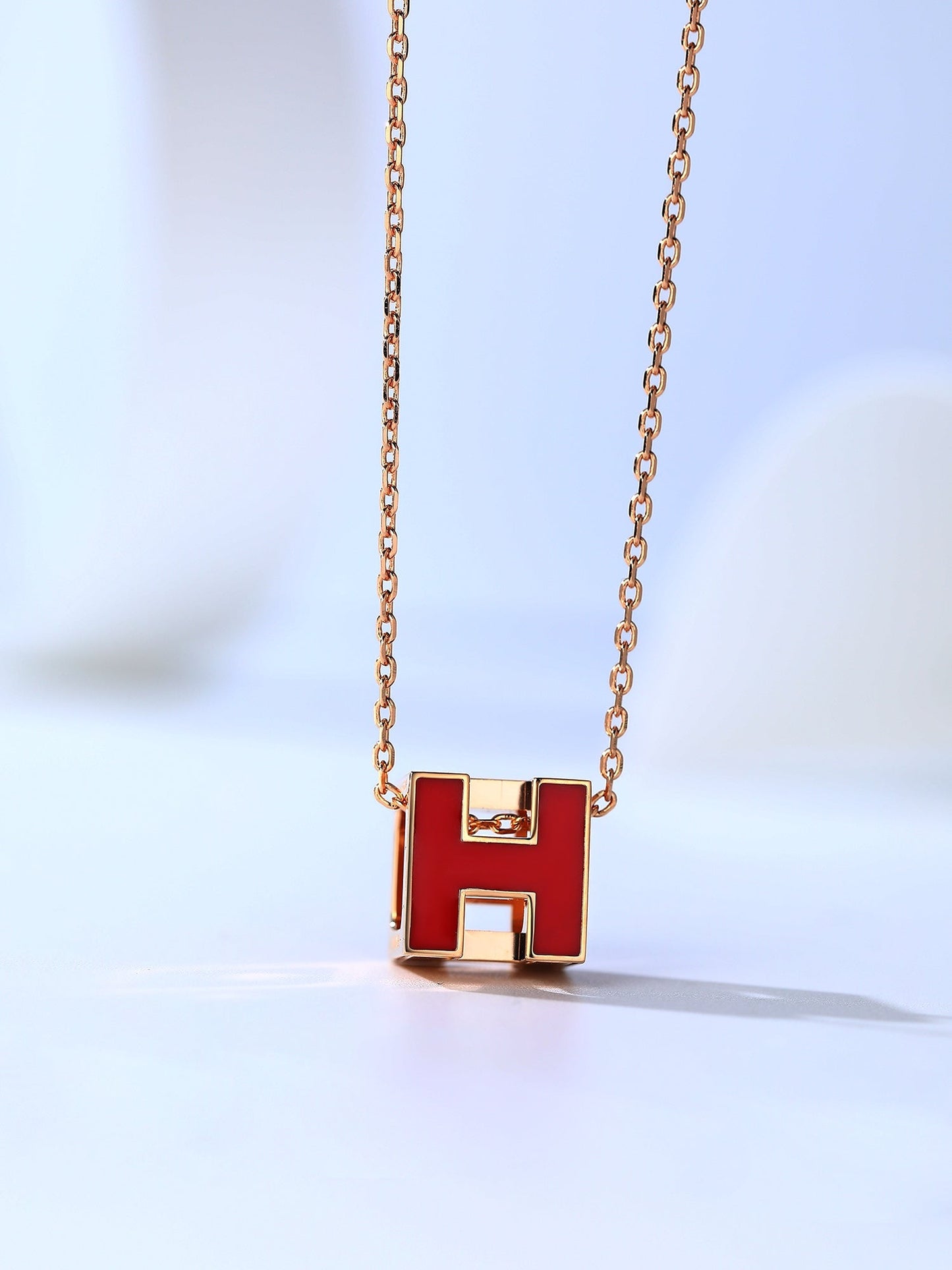 [Elitejewels]H CAGE PINK GOLD NECKLACE