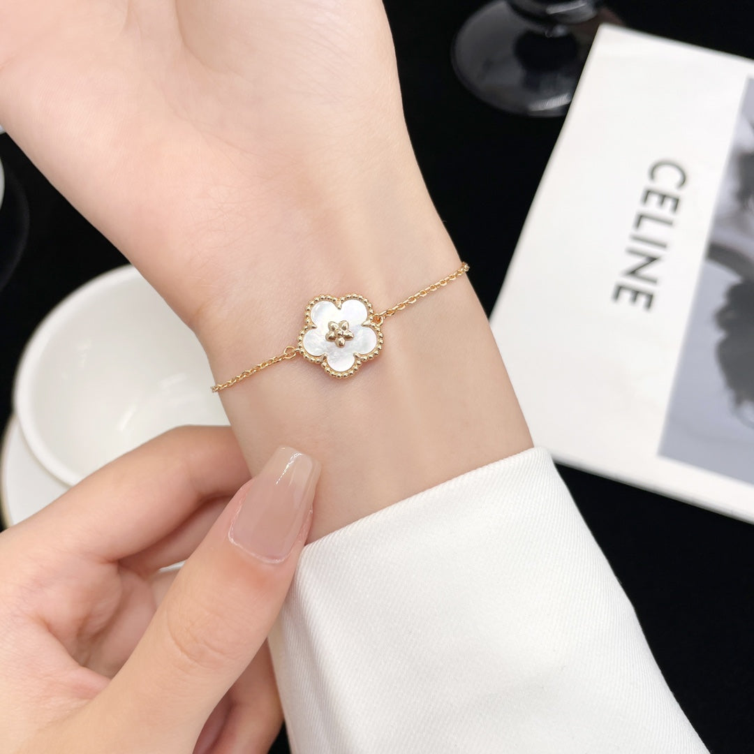 [Elitejewels]LUCKY SPRING ROSE GOLD MOP BRACELET