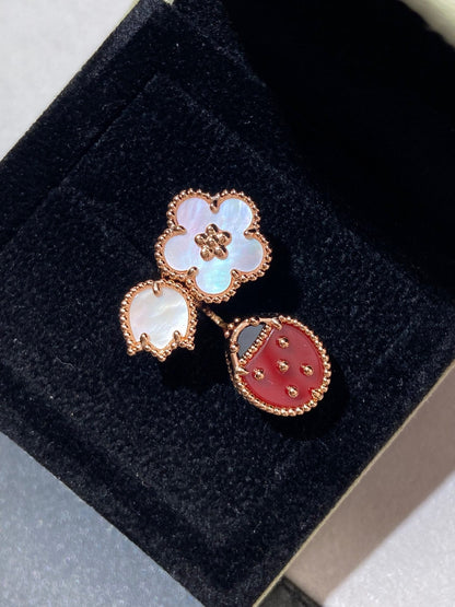 [Elitejewels]LUCKY 3 MOTIF ROSE GOLD RING