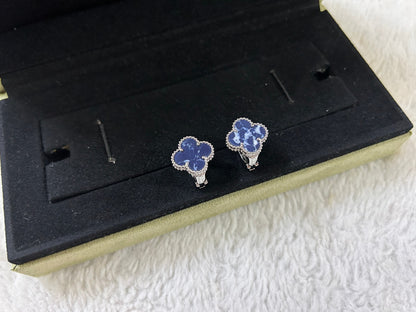 [Elitejewels]CLOVER PIETERSITE MEDIUM STUD EARRINGS