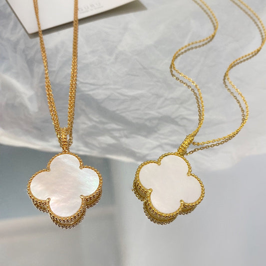 [Elitejewels]CLOVER 25MM MOP LARGE PENDANT NECKLACE