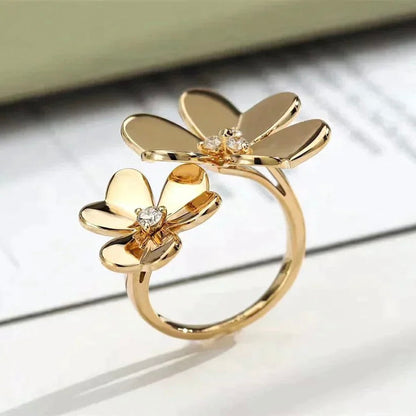 [Elitejewels]CLOVER COMOS GOLD DIAMOND RING