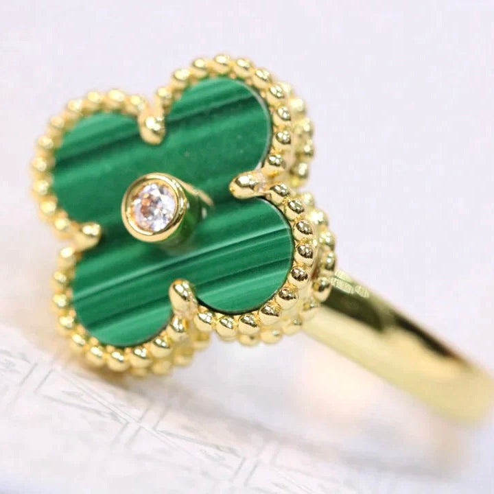 [Elitejewels]CLOVER MALACHITE RING GOLD DIAMOND