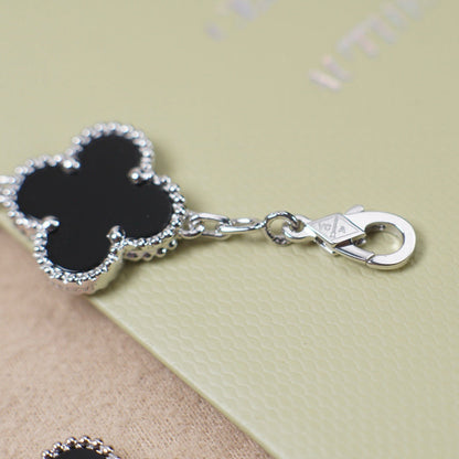 [Elitejewels]CLOVER 5 MOTIF ONYXS  BRACELET SILVER