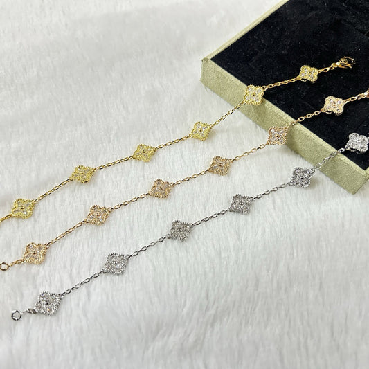 [Elitejewels]CLOVER 6 MOTIF DIAMOND BRACELET