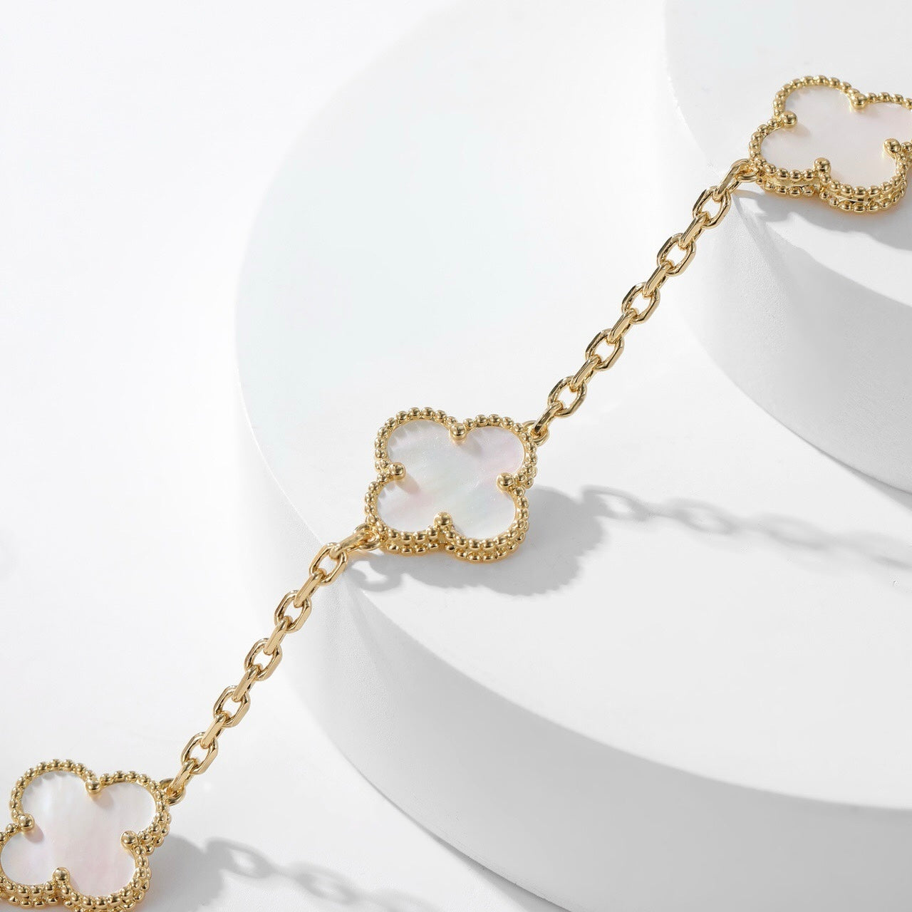 [Lucky Star]CLOVER 10 MOTIFS WHITE MOTHER OF PEARL NECKLACE