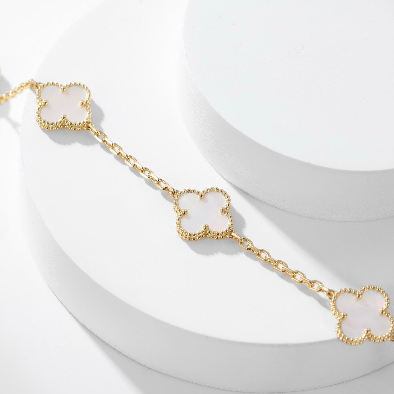 [Lucky Star]CLOVER 10 MOTIFS WHITE MOTHER OF PEARL NECKLACE